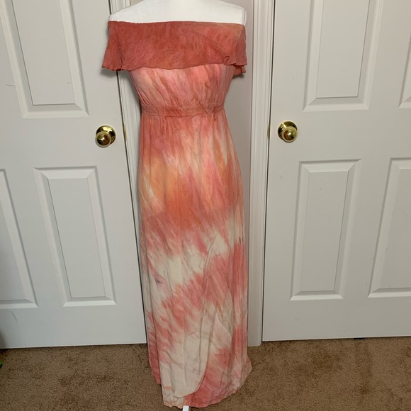 Gypsy Los Angeles Dresses & Skirts - Gypsy tie dye strapless long dress size medium
